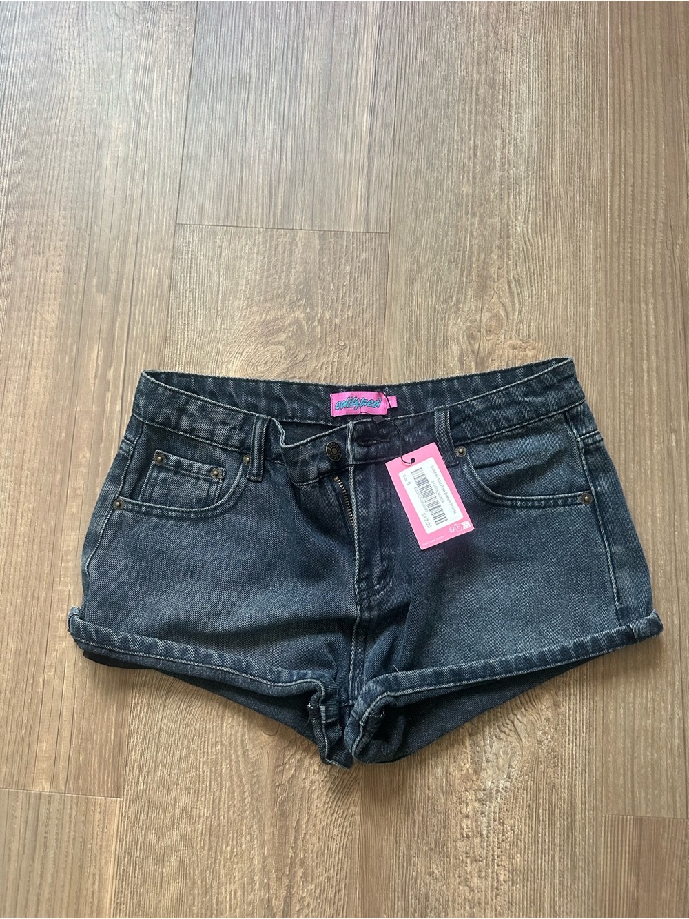 edikted jean shorts small